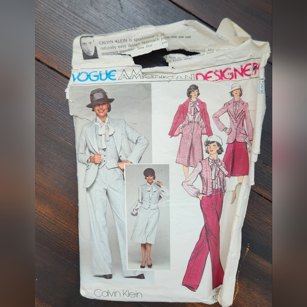 Vintage 80's Vouge Calvin Klein Sewing Pattern #1369